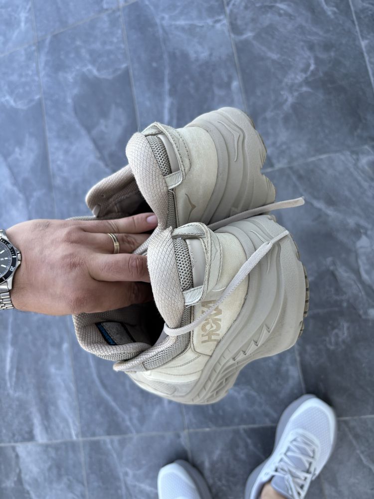 Adidasi Hoka U bondi L talpa de spuma marimea 44,5