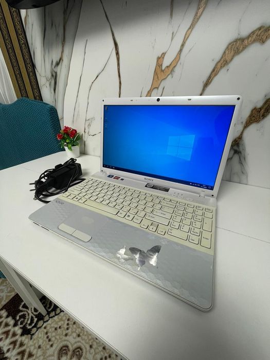 Sony VAIO ( Обмен на Телефон)