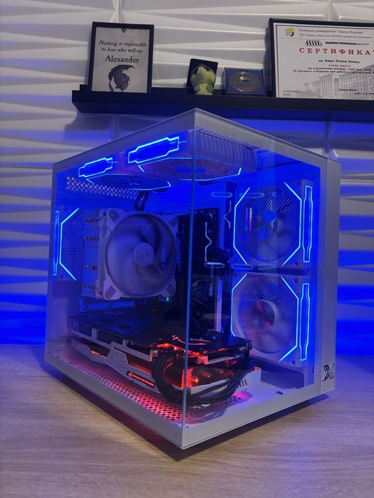Бял геймърски компютър Ryzen 5500, RX5700XT, 16 ram, 512 ssd, 600W