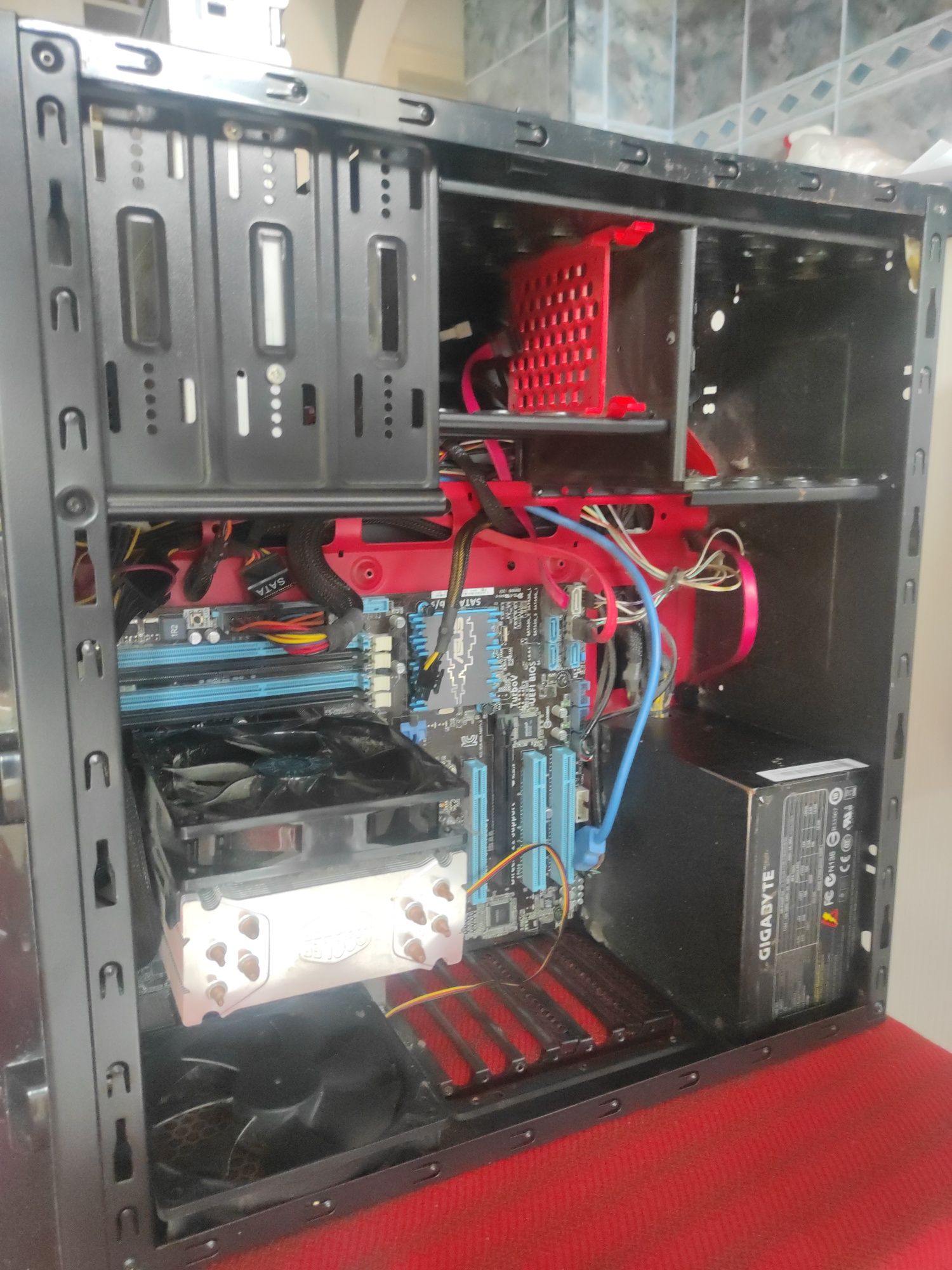 Calculator pt Gaming, procesor i7