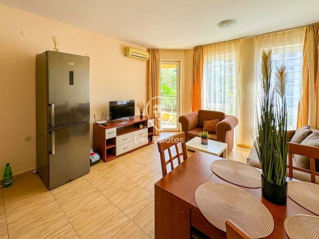 Продава се Двустаен апартамент в Свети Влас - 65 кв.м за 1277 €/кв.м - Снимка #1