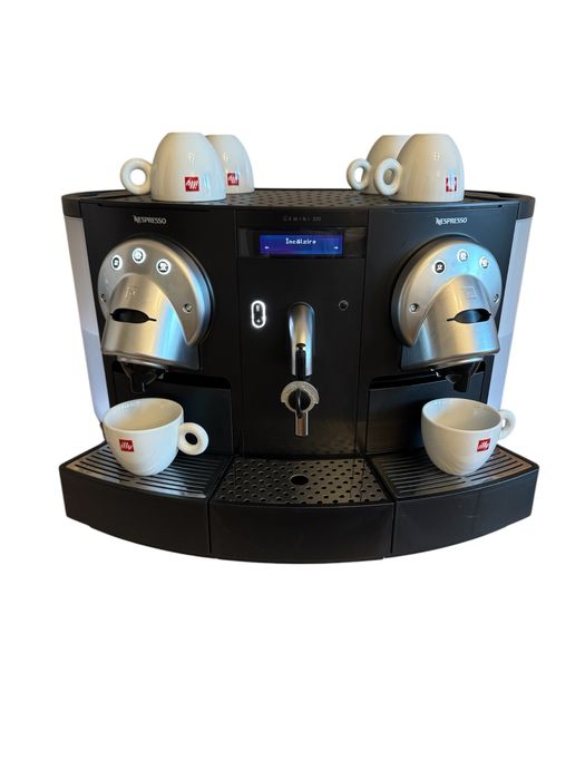 Espressor cafea Nespresso CS200 - stare forte bună + CADOU