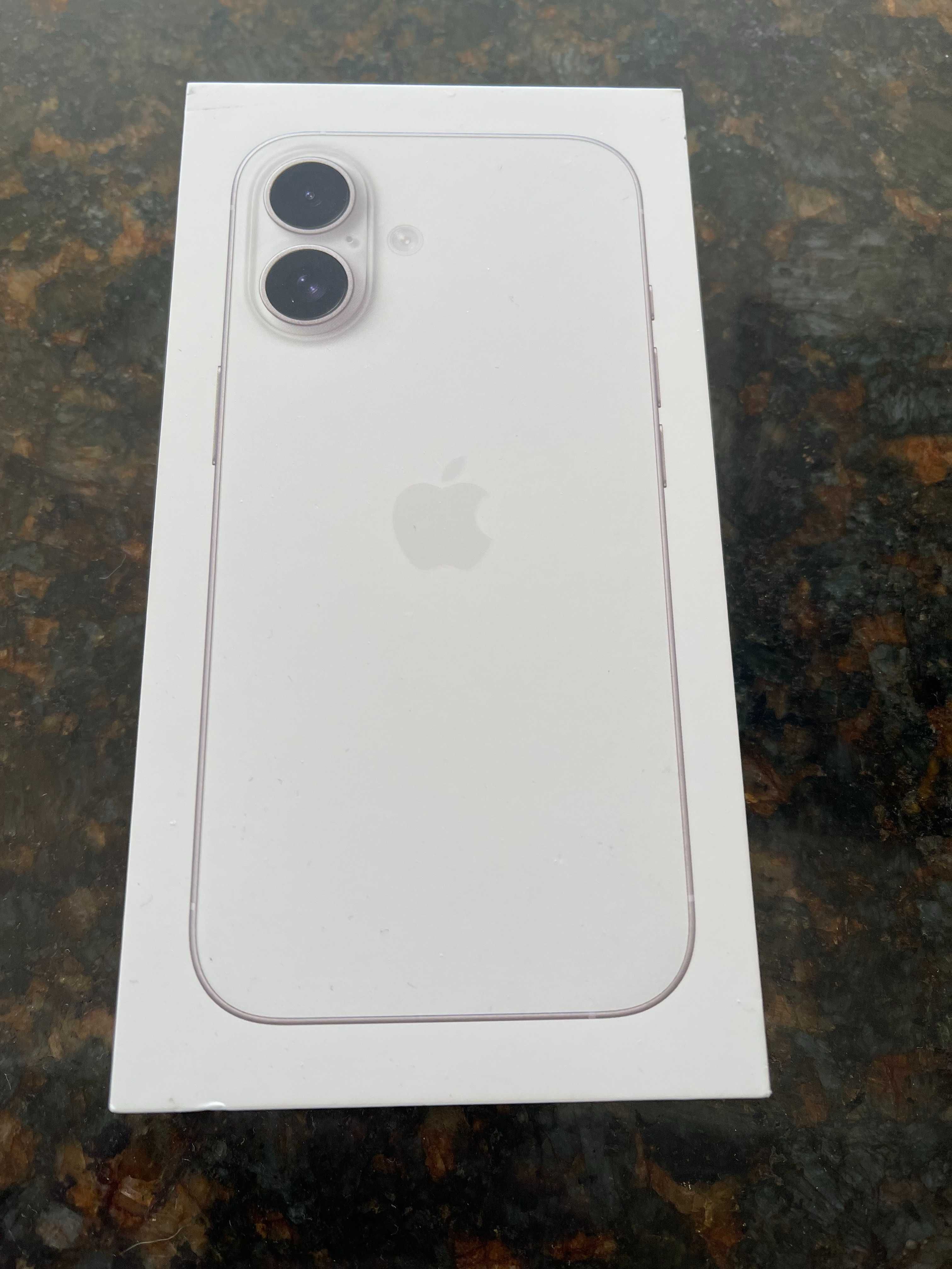 Iphone 16 256gb нов, отваряна кутия