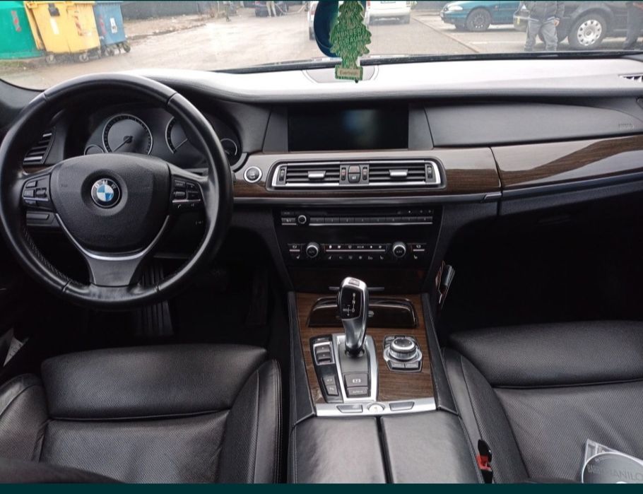 Vand/Schimb sau DEZMEMBREZ  Bmw Seria 7 ActiveHybrid 750i Long