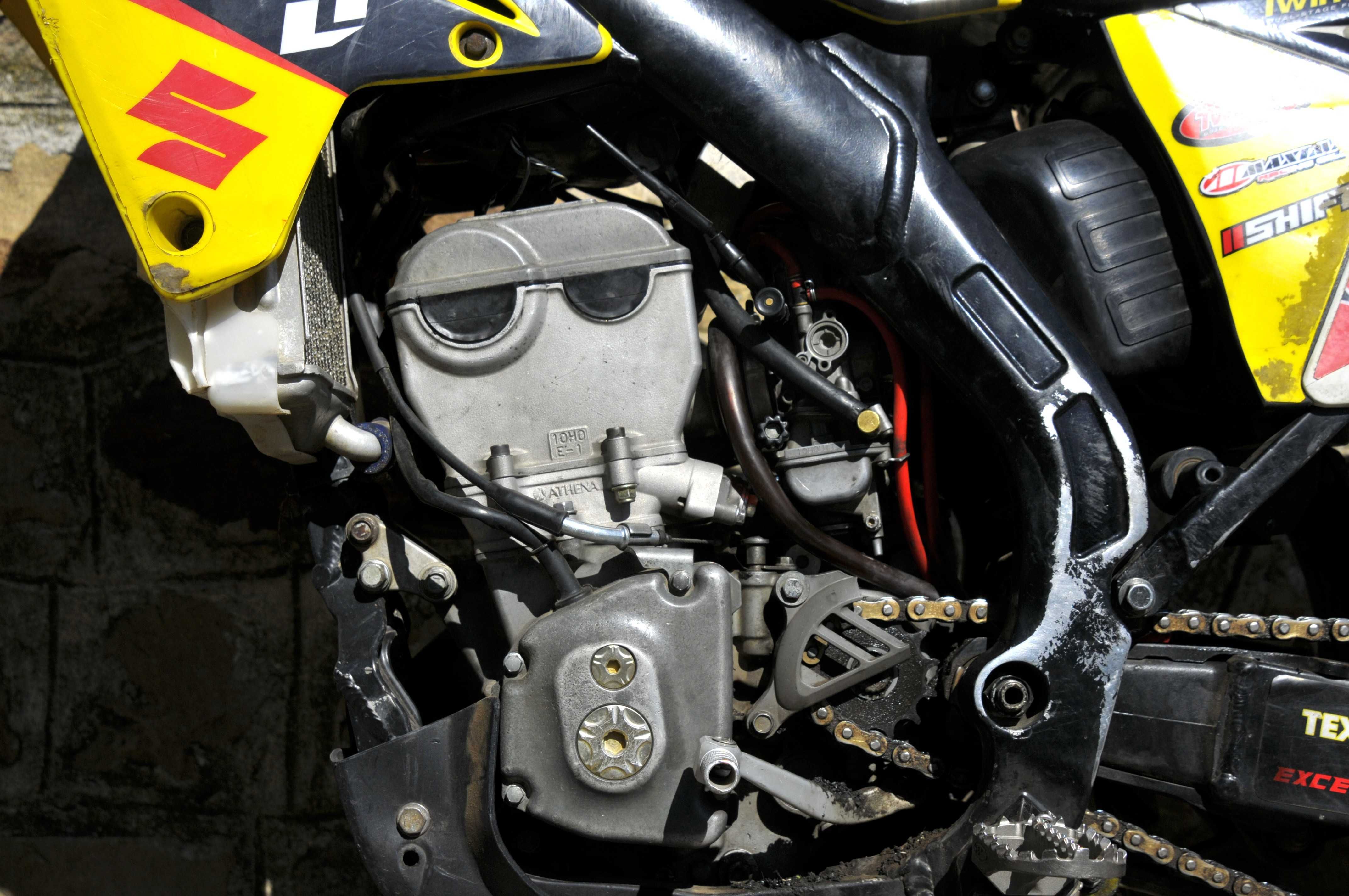 Мотор Suzuki RM-Z250
