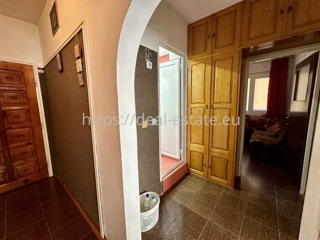 Продава се Двустаен апартамент в Благоевград, Еленово 1 - 63 кв.м за 1032 €/кв.м - Снимка #8
