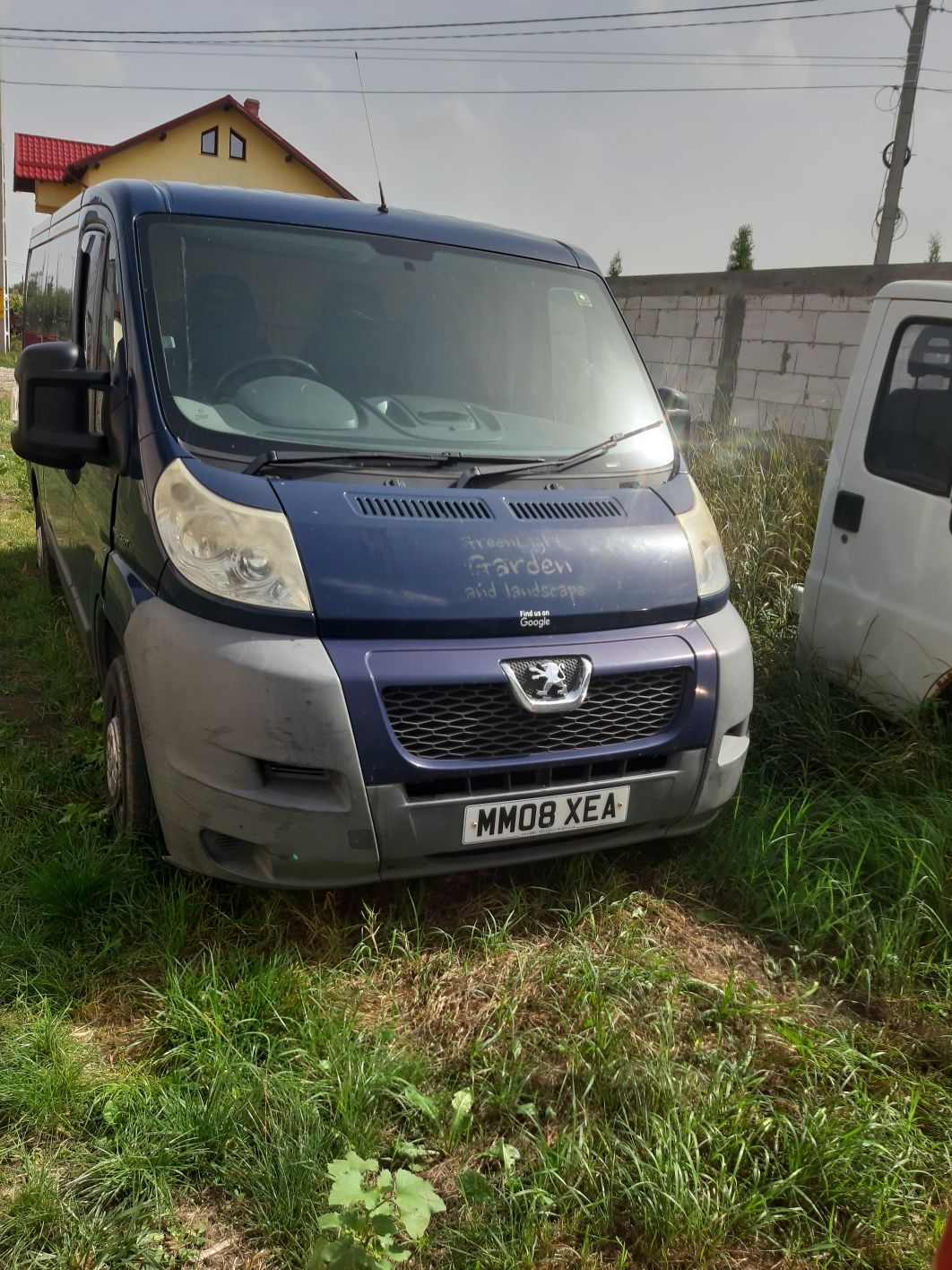 Faruri capota bara fata peugeot boxer