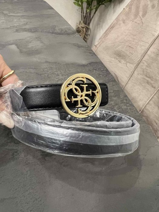 Черен колан Guess