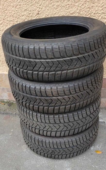 Set cauciucuri Pirelli Winter Sottozero 3 215/55R17 94H