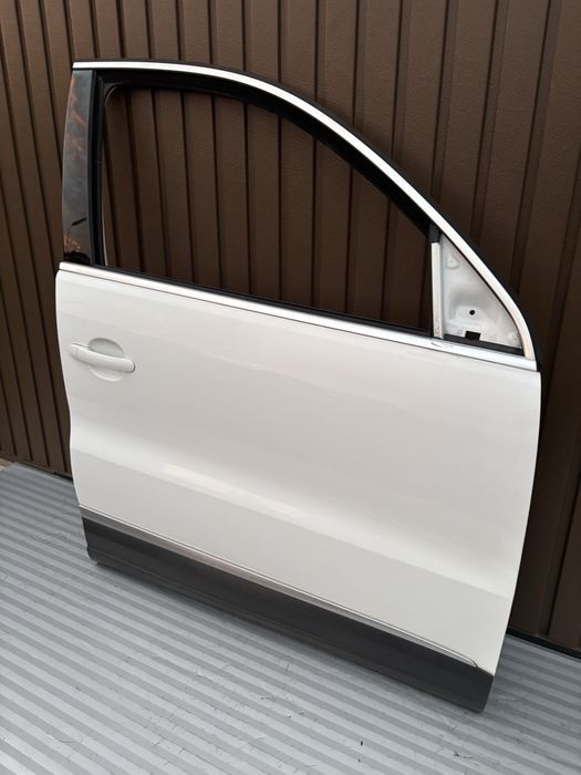 Usa dr fata vw Tiguan 5N Facelift•cod culoare LB9A•2012-2015