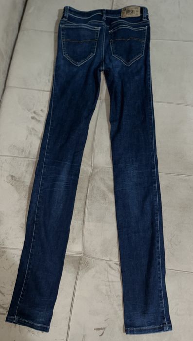 Blugi skinny cu talie inalta