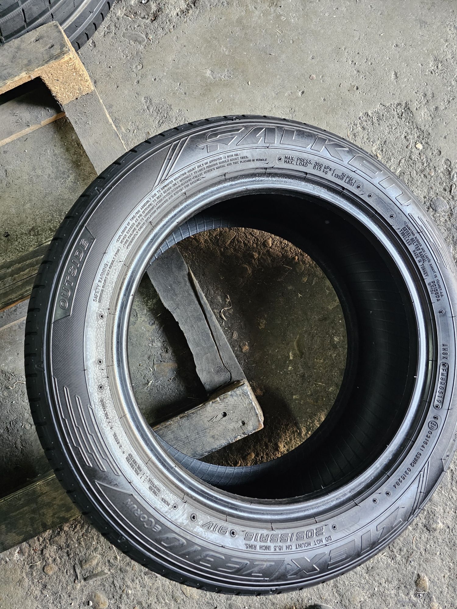 2 anvelope vara 205 55 16 Falken 7mm  2019