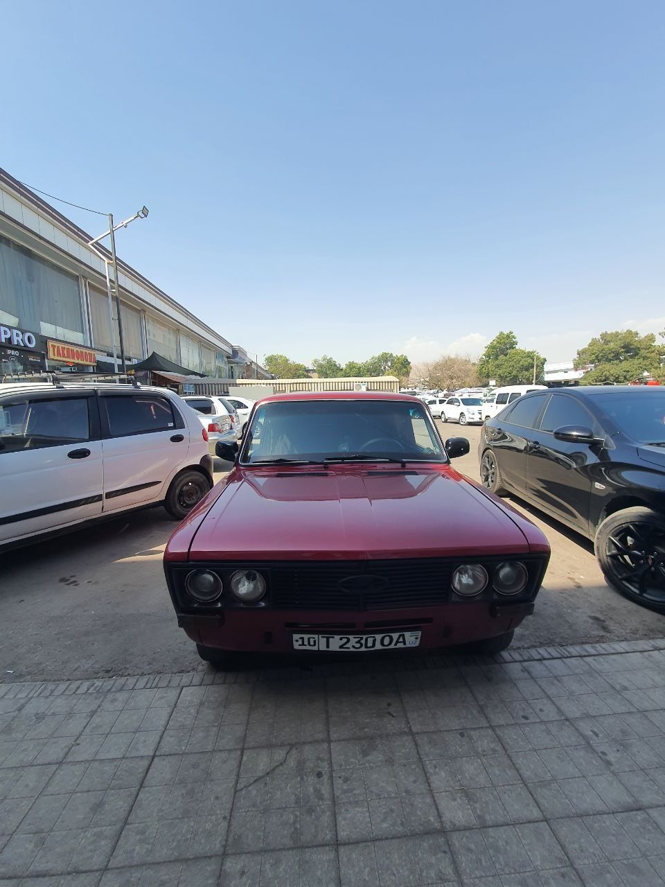 Lada 2106 sotiladi