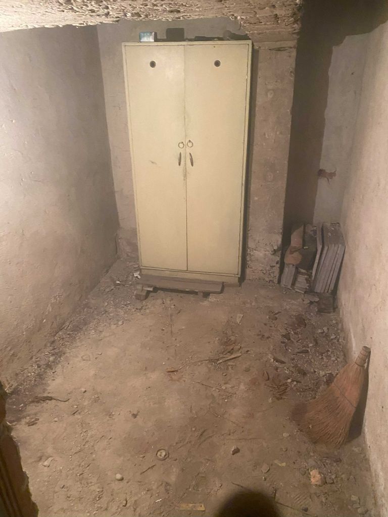 Дава се под наем Склад в София, Център - 5 кв.м за 35.7 € - Снимка #2