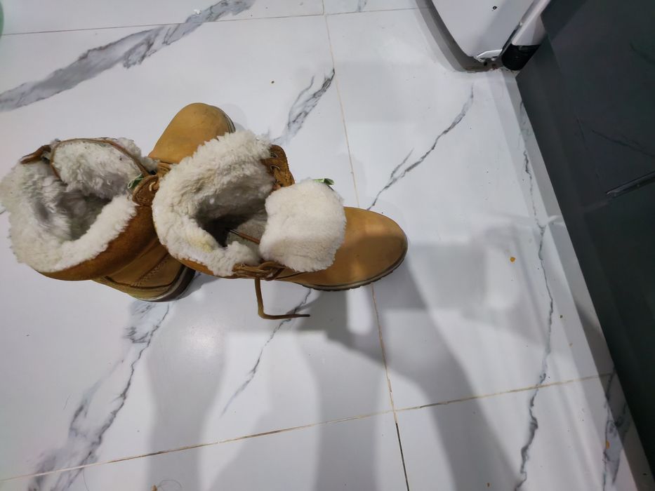 Продам зимние сапоги на мальчика