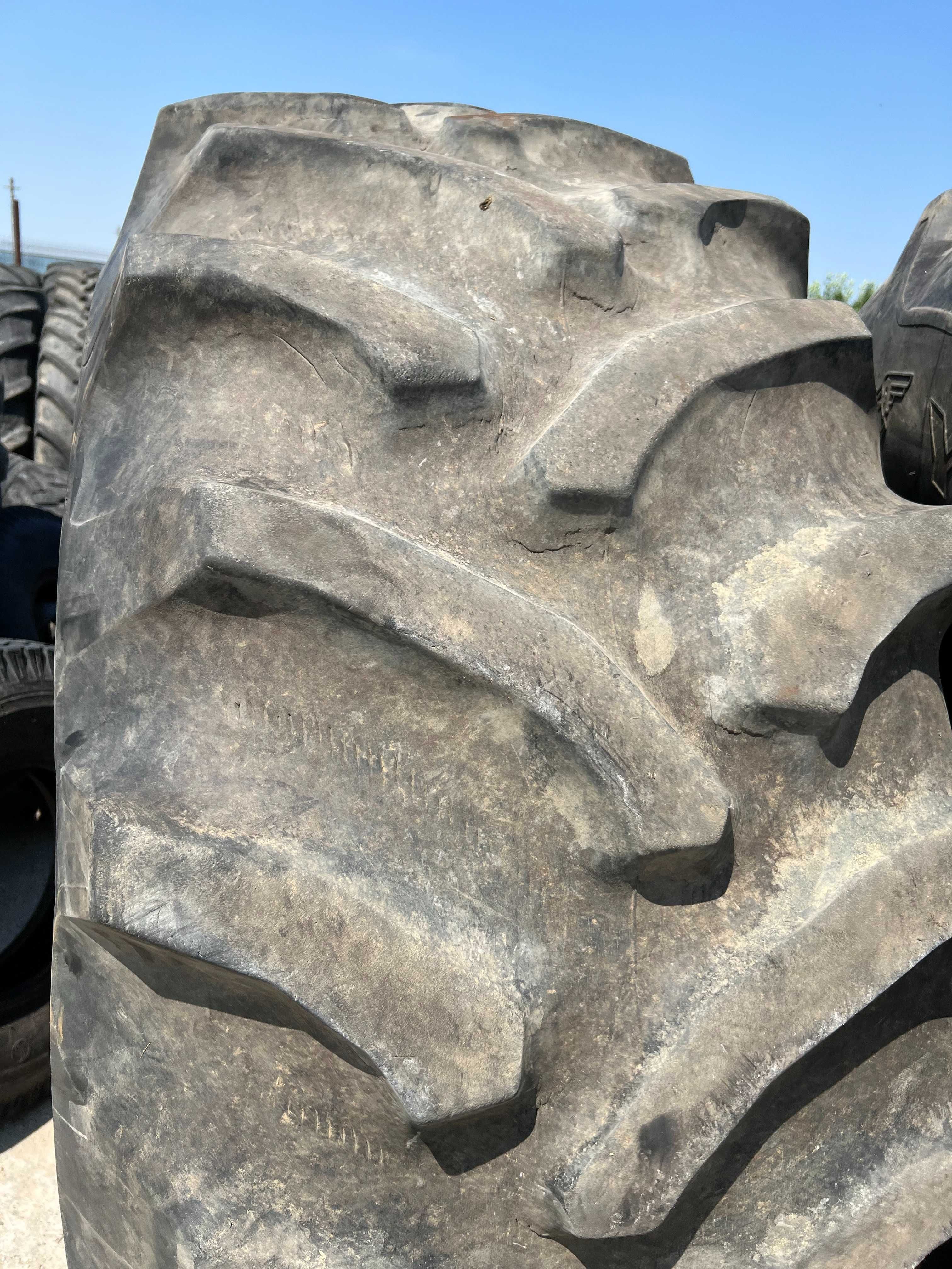 cauciucuri 650,75 R32 Goodyear