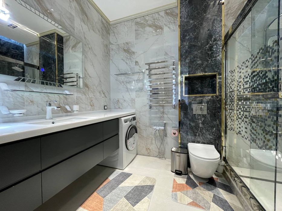 Аренда! Сдаётся новая 4- ком квартира в ЖК Luxury на ц-1 !