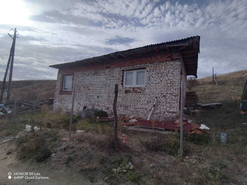 Продава КЪЩА област София, гр. Божурище с. Росоман