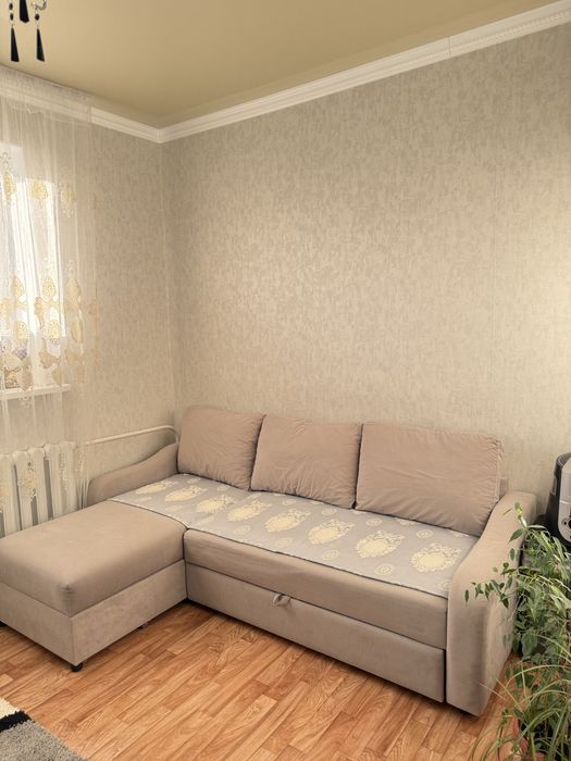 Продается диван в хорошем состояние