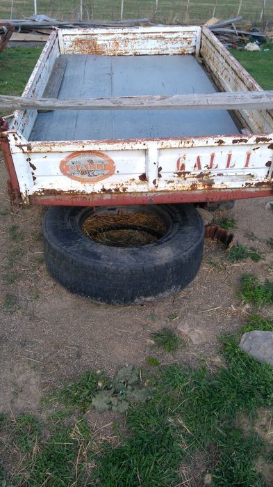 Anunț accesorii unelte tractor: cupa + cardan + remorca + grapa