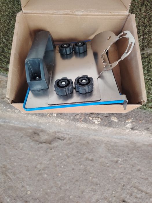 Dispozitiv de taiat gresie in unghi de 45 grade