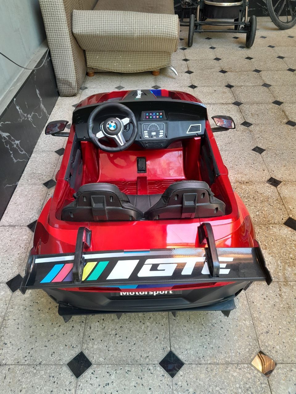 Bolalar elektro-mobili (BMW GTE) holati yengi