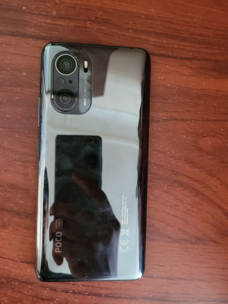 Poco F3     8/128
