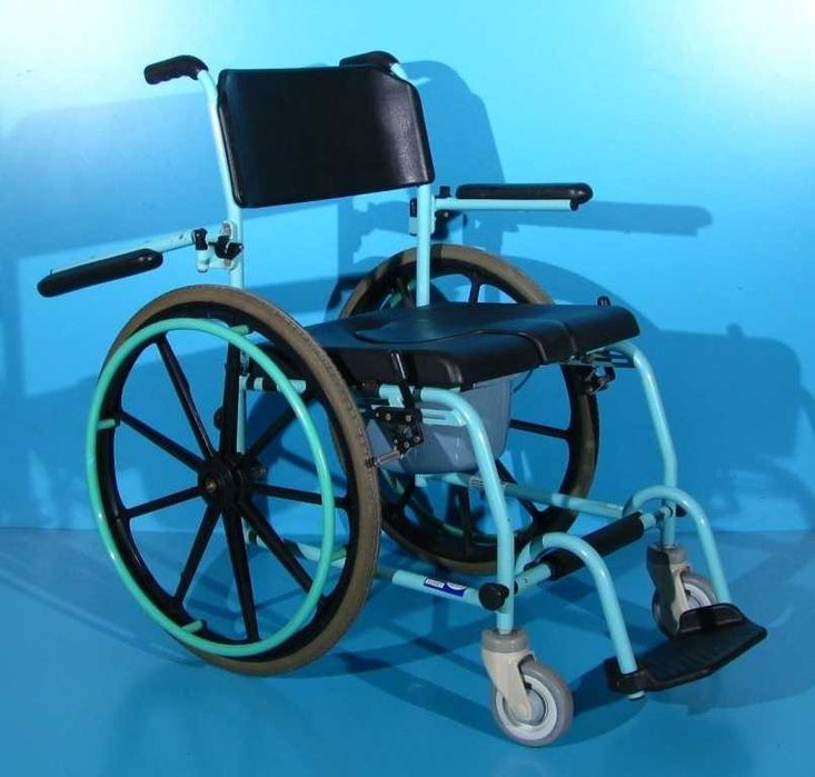 Scaun WC cu rotile din aluminiu / latime sezut 49 cm