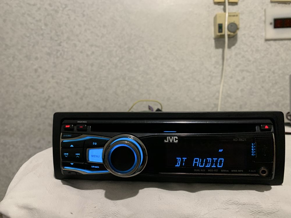 Авто Cd JVC USB Цветове