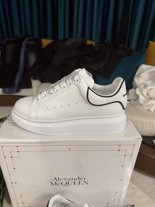 Alexander Mcqueen 1/1