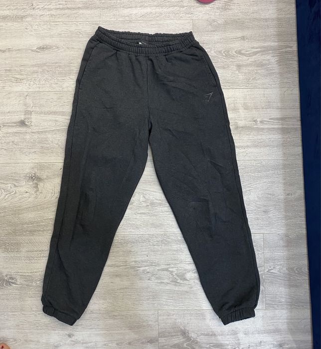 Pantaloni trening gymshark