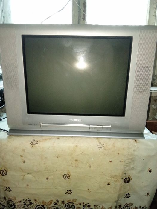 Продается телевизор 51д TOSHIBA
