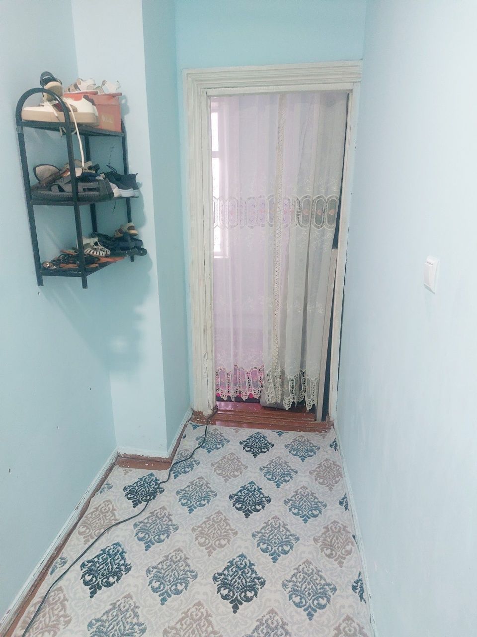 Uy sotiladi Qarshi shaxar 3-mkrayon Marka super marketi orqa tarafida