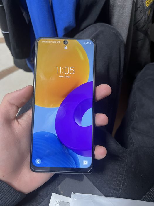 Vand telefon samsung m52 128gb