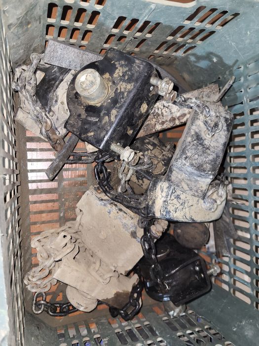 Продам лебёдка для авто тайота разных видов