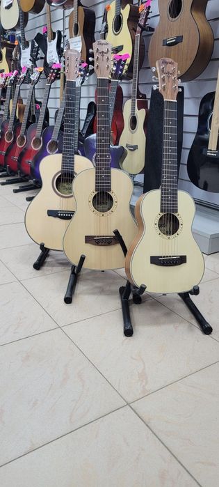 Акустические гитары разм.30,34,36 фирмы "FAUSTE"в наличии! м."СПУТНИК"