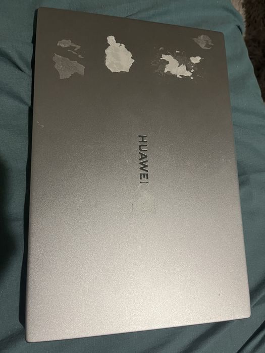 Laptop Huawei Matebook D14
