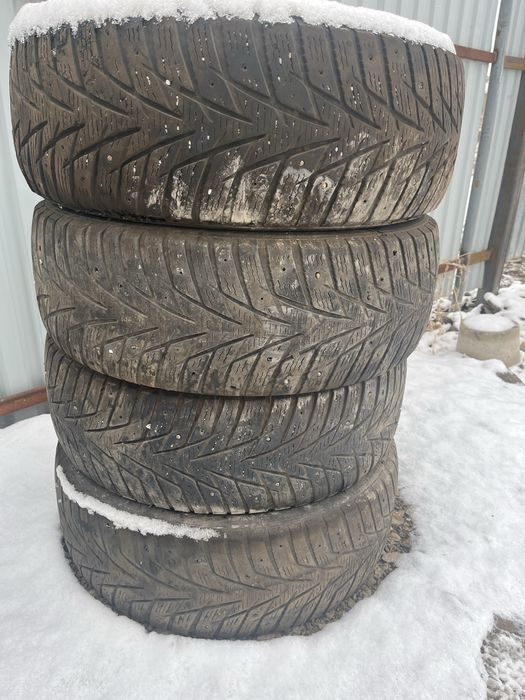 Продам шины за 10000 тг комплект