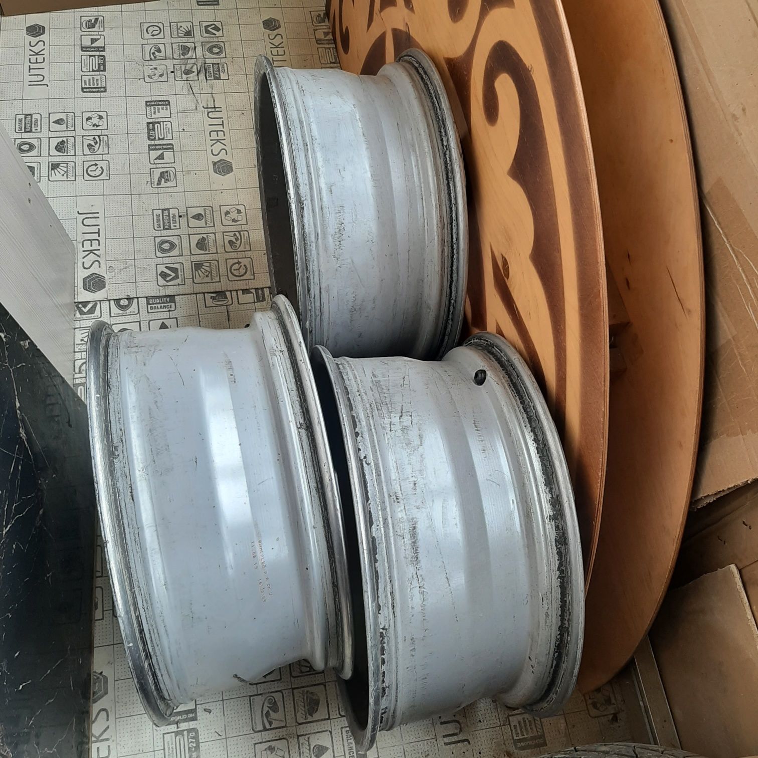 Срочно Продам диски с шинами r 18