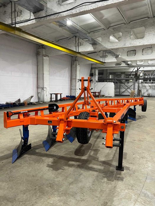 Плуг навесной усиленный ПНУ-8*40