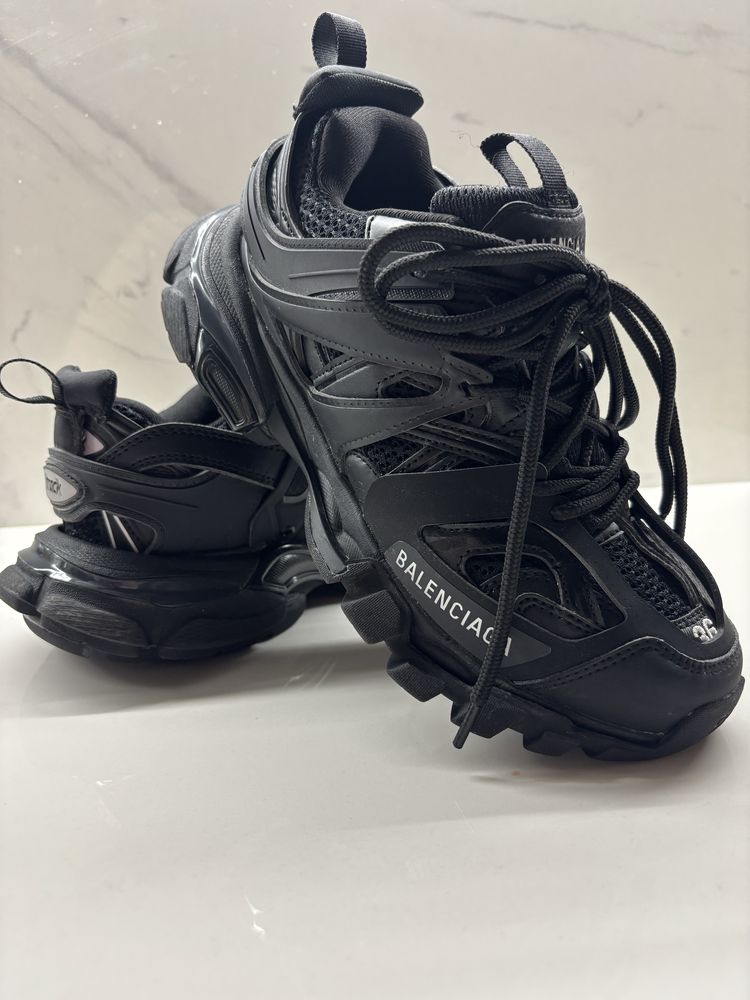 Обувки Balenciaga