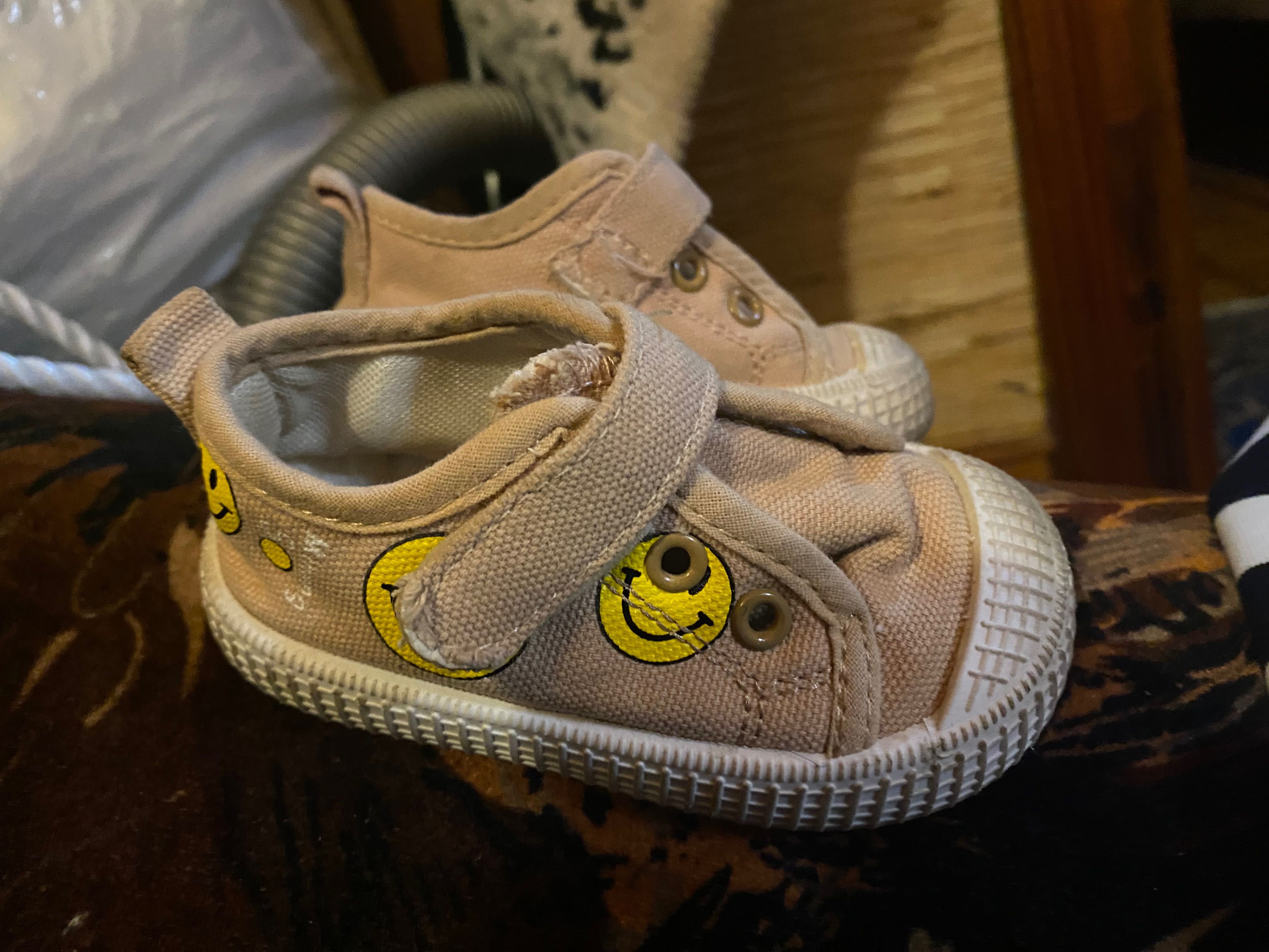 Обувь кроссовки детские