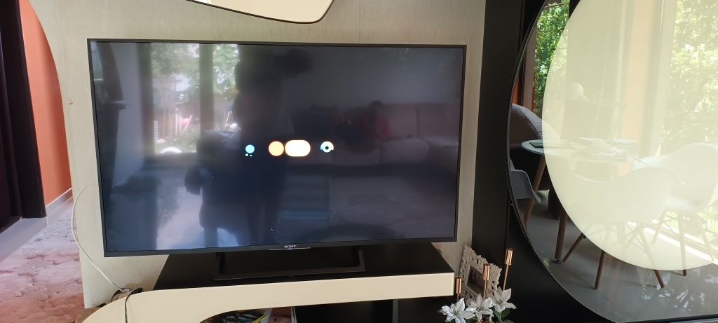 Smart TV Sony Bravia. 139 diagonala .display defect,se vinde pt piese