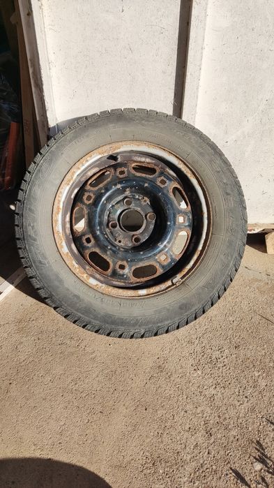 зимни гуми 185/65/14