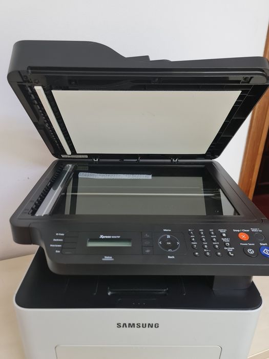 Imprimanta laser Samsung m2675