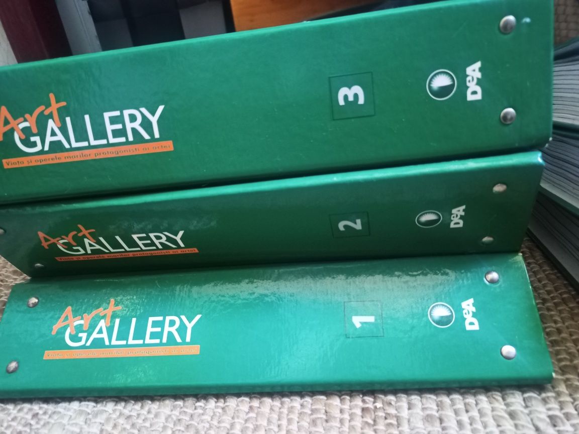 Colecția Art Gallery întreagā, 82 de numere