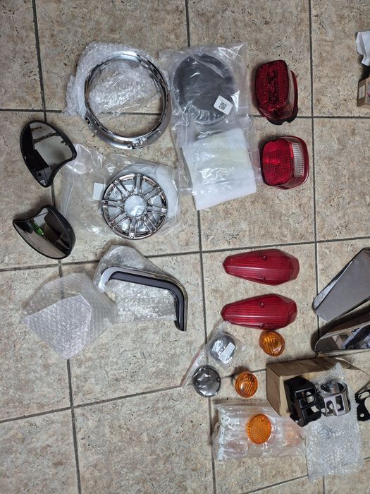 Vand piese Harley Davidson , Honda , Suzuki