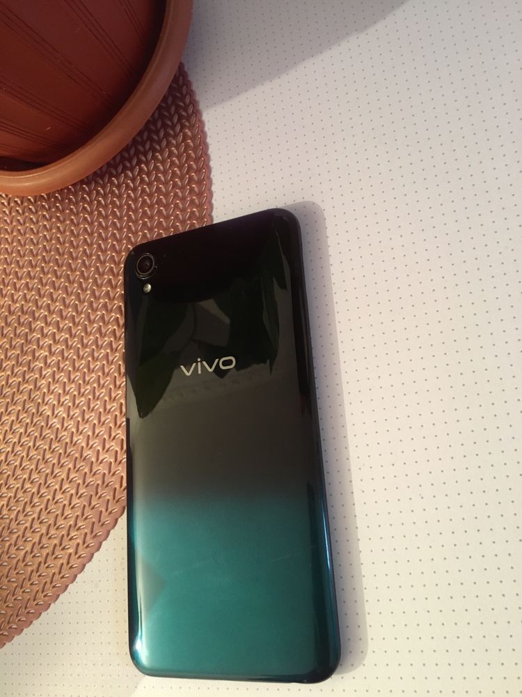 Смартфоны. Vivo Y1s