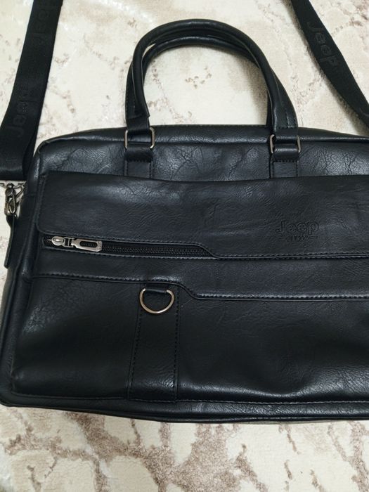 Портфель кожаный, для ноутбука и документов