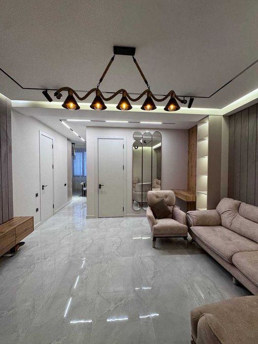 Срочно сдается 2\4\9 кв на Дружба Народов 043*